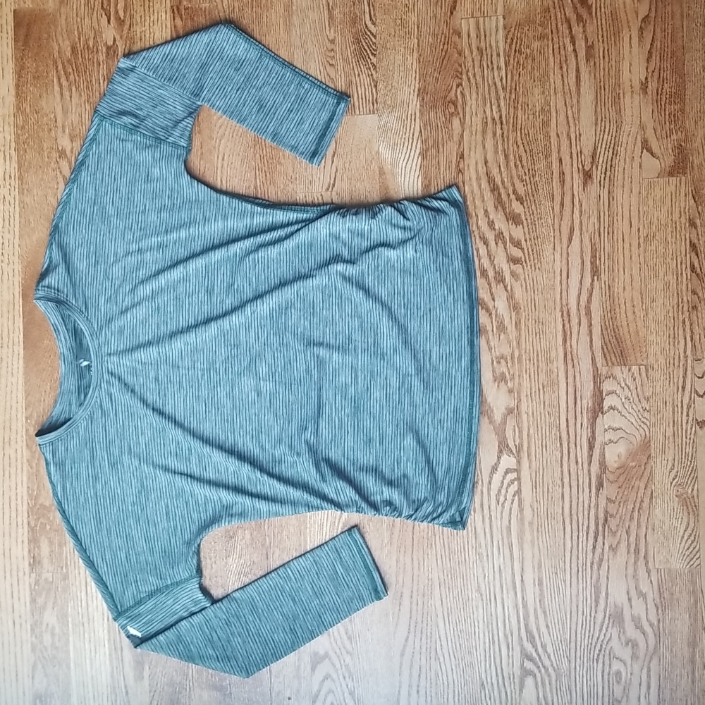 (S) Skechers Athleisure Long Sleeved Top Comfy Striped Activewear Sporty